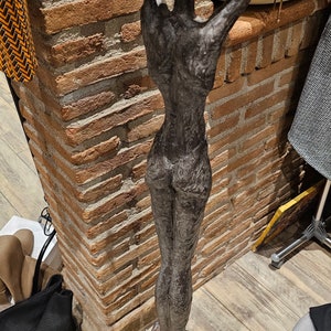 statue danseuse 59 ou 80 ou 120 et 140 cm sculpture en résine bronzée ou laquée noire 120 Centimètres