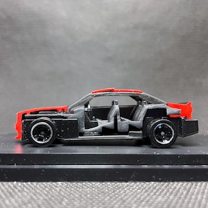 NEW Custom Hot Wheels 1:64 Diecast Toy Mercedes Benz 560 SEC AMG decoration art work Display accessories Car Boyfriend Birthday Gift Cutaway