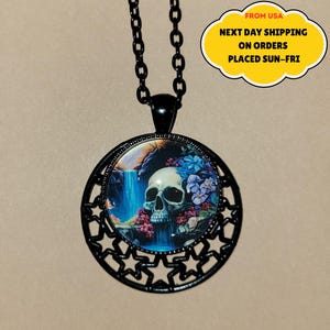 Skull Waterfall Glass Cabochon Necklace