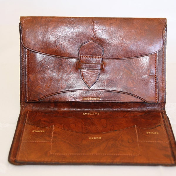 Bifold leather wallet for collectors, brown buffalo, made in England