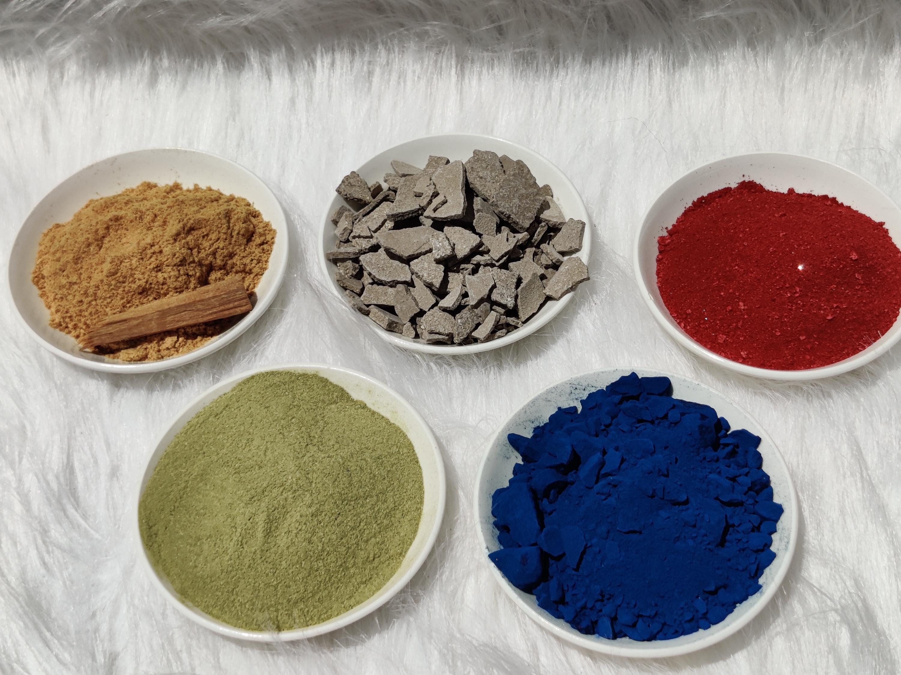 Pack beauté naturel - Poudre de qasil pur, poudre d'Aker Fassi, poudre de bleu de Nila, poudre de bois de santal, argile ghassoul marocaine