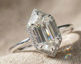 Dutch Marquise Engagement Ring, 14K White Gold Halo Wedding Ring, Handmade Affordable Gold Moissanite Gift Ring for Her