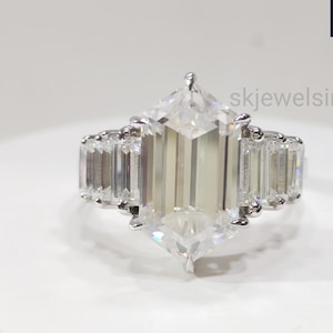 Dutch marquise Engagement ring, 10K 14K Gold Unique Wedding Ring For Women, Moissanite Baguette Halo ring for Anniversary Gifts, Handmade