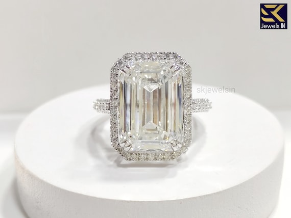 Emerald Cut Moissanite Engagement Ring, 14K Gold Halo Wedding Ring, Vintage Pave set, Gifts for Women, Bridal ring set, handmade