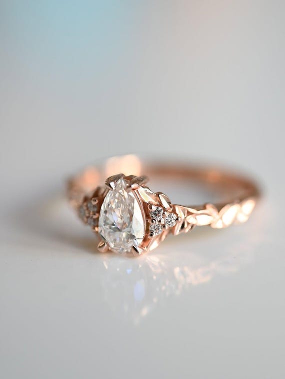 Pear Accent Diamond Ring, Leaf Style Moissanite Engagement Ring Set Vintage Rose Gold Pear Shaped Bridal Sets, Wedding Ring for her