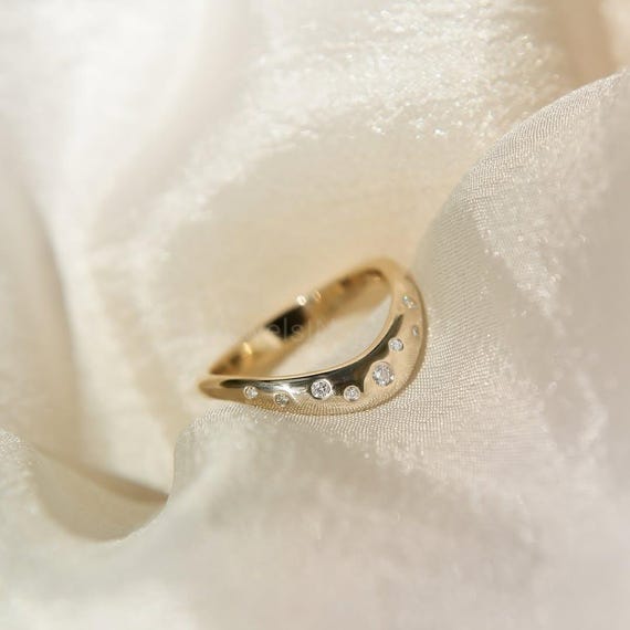 Moissanite Curved Wedding Band, 14K Gold Stackable Ring, Celestial Diamond Alternative Ring, Flush Set Stacking Ring, Anniversary Gifts