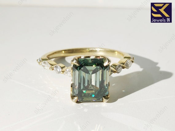 Green Emerald Cut Moissanite Engagement Ring, 14K Gold Marquise halo Wedding Ring, Anniversary ring, Personalized gift ring, Art Deco