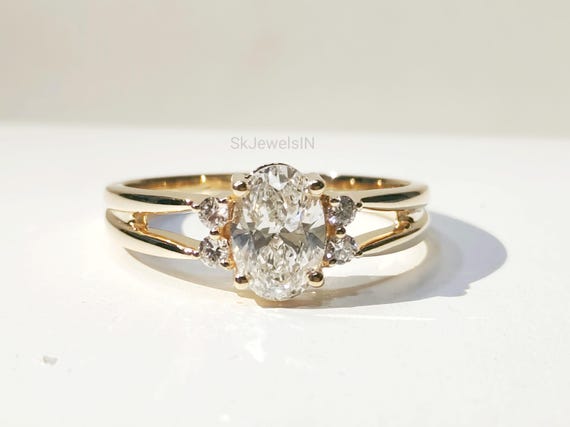 Oval Engagement Ring, 14K Solid Gold Split Shank Wedding Ring, Art deco Engagement Ring Anniversary Ring, Promise ring for women Gifts