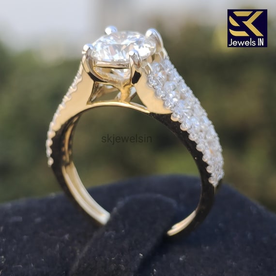 Round Moissanite Engagement Ring,14K Gold Halo Wedding Ring, Unique Gifts ring For Women, Art deco handmade