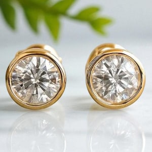 Moissanite Stud Earrings, Dainty Round Cut Moissanite Earrings, Sterling Silver Stud, Sparkly Minimalist Earrings, Bridal Gift Jewelry