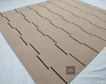 Handmade Tufted Wool Rug: Modern Abstract Design, 8x10