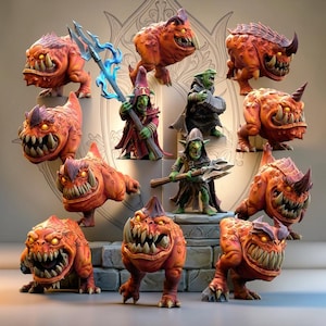 Peut inclure: Plusieurs figurines fantastiques représentant des créatures orange menaçantes avec des dents acérées et des gobelins dans diverses poses. Certains gobelins manient des armes, tandis que d'autres jouent d'instruments. Les figurines sont disposées sur un présentoir à plusieurs niveaux.