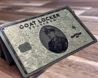 Tarjeta coleccionable auténtica del Jefe de la Marina de los EE. UU. “GOAT Locker Platinum”