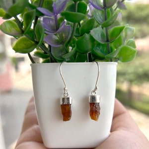 Raw Crystal Pointer Earrings, Orange Kyanite Earring, Blue Kyanite Earring, Orange Blue Earrings, 925 Silver, Gift for Her