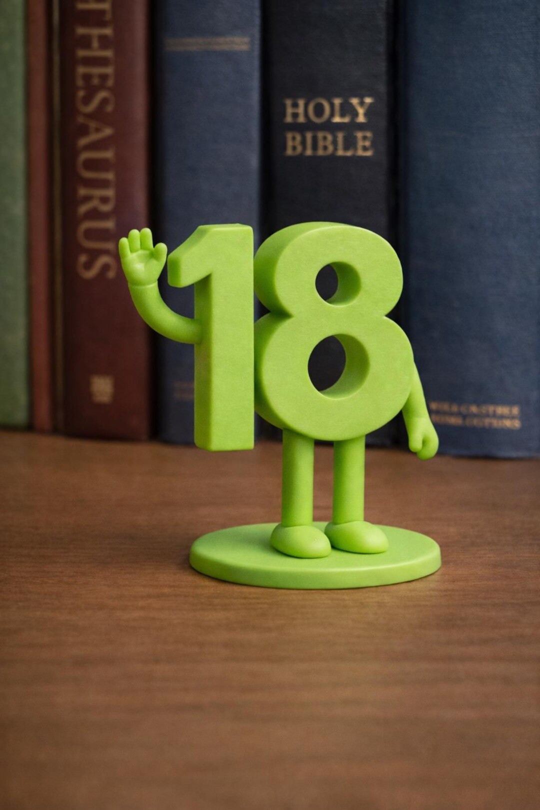 Number 18 Character STL | Modern Desk Decor, 3D Print Figure (digital ...