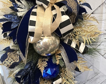 Weihnachtsgirlande: Schmuck Ornament in Blau & Gold, Pine Flockschmuck, Weihnachtsdeko