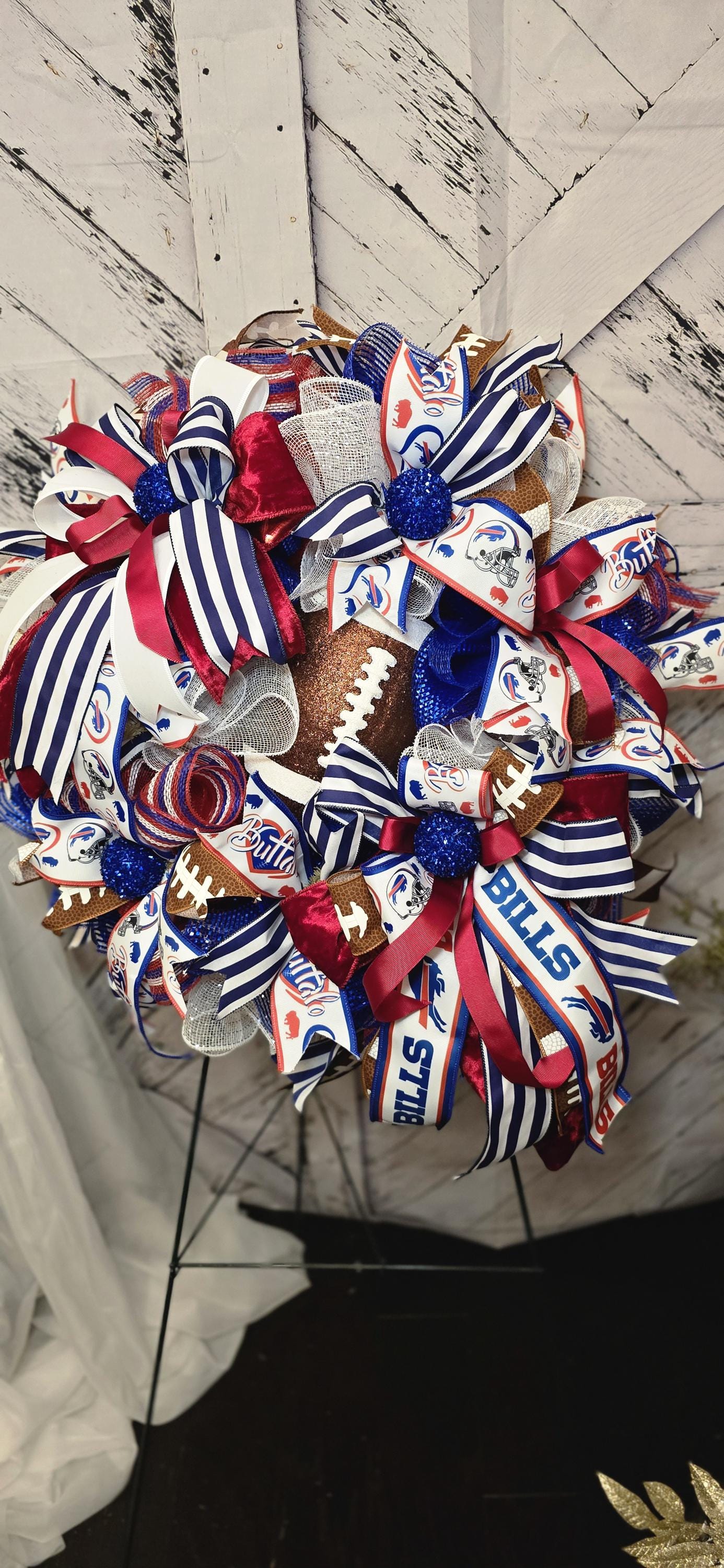 Buffalo Bills Wreath NFL inspired wreath, Deco Mesh wreath  Football Wreath Royal blue Wreath Door Wreath Sport Wreath Team Wreath