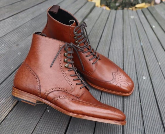 Torience store heel bootie