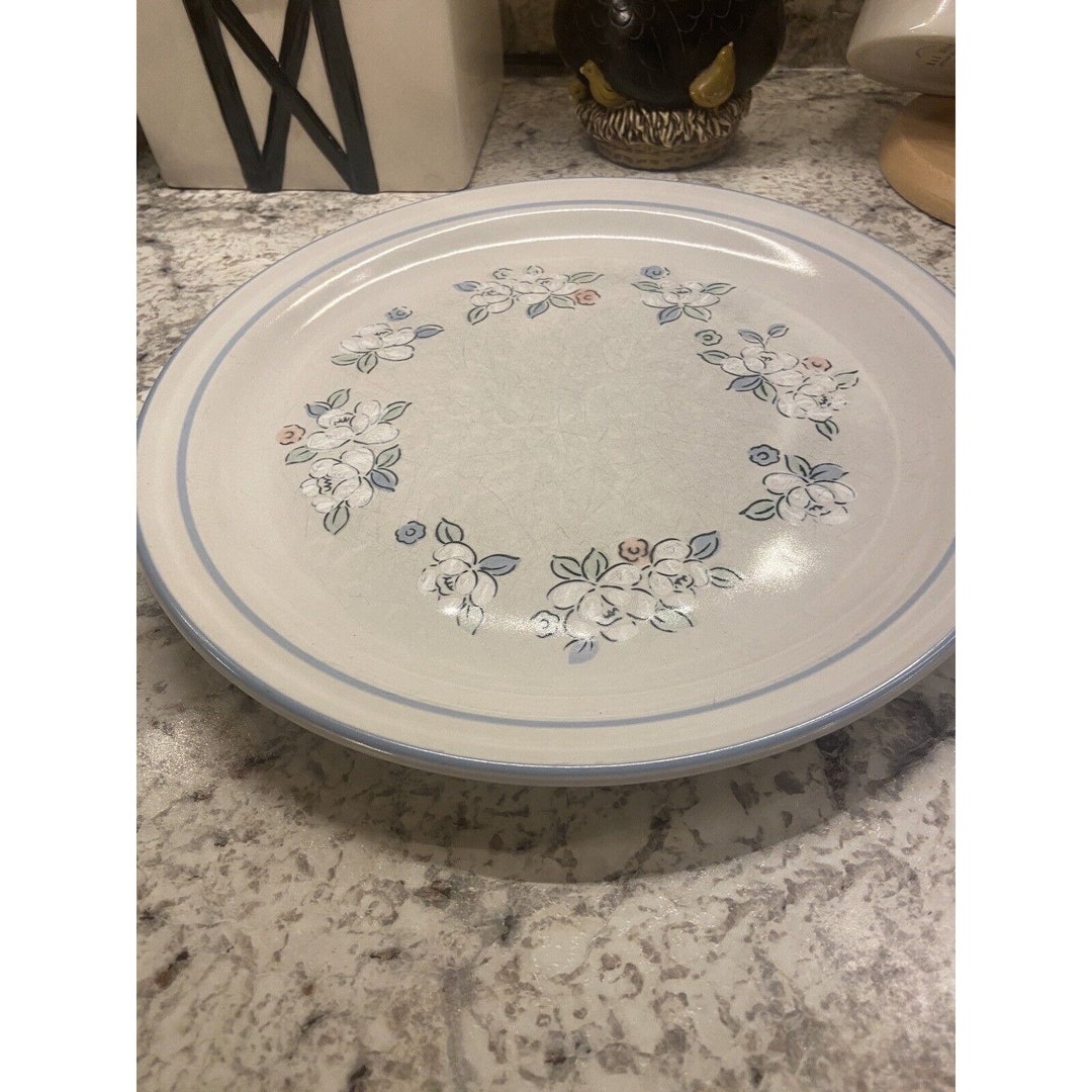 2 CHANTILLY Stoneware Hearthside Vintage Dinner Plates 10 3/4 Fleur De