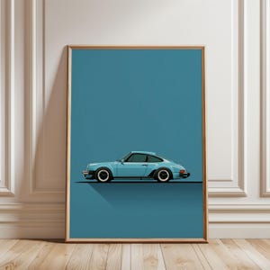 Può includere: Una stampa artistica da parete verticale incorniciata che presenta un'illustrazione di profilo laterale di un'auto sportiva azzurra. Il veicolo è raffigurato in uno stile grafico piatto su uno sfondo verde acqua solido, con ruote nere.