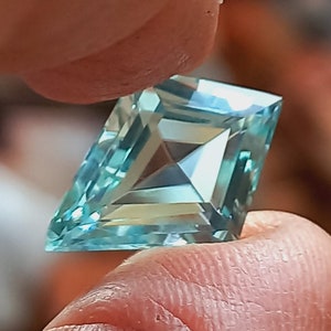20×14 mm アクアマリン 宝石 ルース カイト ファンシーカット ファセット ステップカット 彼女のリング ペンダント ブレスレット ジュエリー ギフト 合成