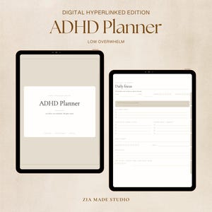 Puede incluir: Un planificador digital con hipervínculos para TDAH mostrado en dos tabletas. La pantalla izquierda muestra una página de título con el texto ADHD Planner, mientras que la derecha presenta una plantilla de enfoque diario con secciones para tareas y notas.