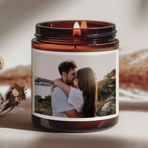 Premium Personalized Picture Soy Candle – Long Burn Time, Vegan Scents, Hand-Poured, Sustainable, Home Decor, Gift Idea