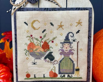 Boo! Ewe - Seria Celebrate Ewe - Pobierz PDF - The Proper Stitcher - Wzór do haftu krzyżykowego