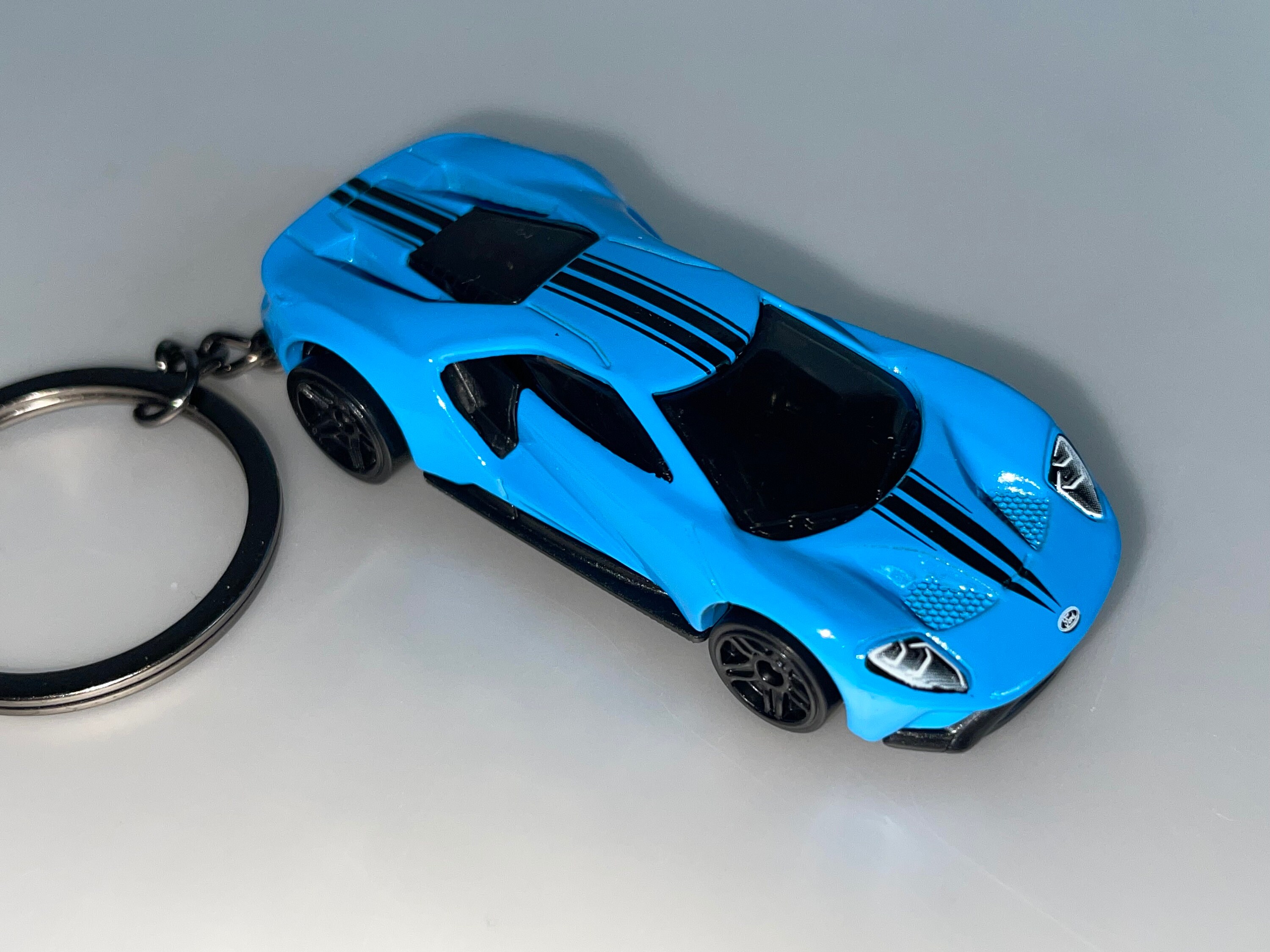2017 Ford GT Keychain, Diecast Car Keychain - Etsy