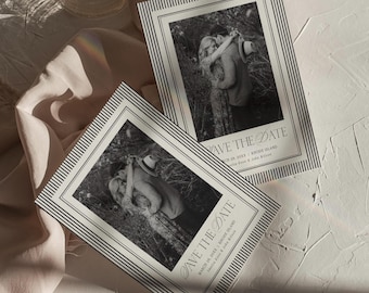 Modello per biglietto Save the Date a righe bianche e nere, modello moderno preppy a righe, elegante Save Our Date, download minimalista per matrimonio digitale 0003
