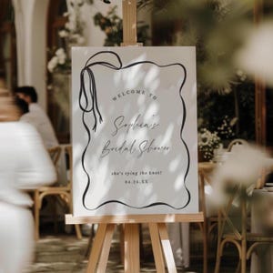 Välkomstskylt för att knyta knuten: Möhippa med svart rosett (digital mall, 18x24/24x36")