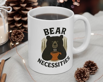 Tazza da caffè con orso, design rustico con animali selvatici e campeggio, regalo per amanti della natura.