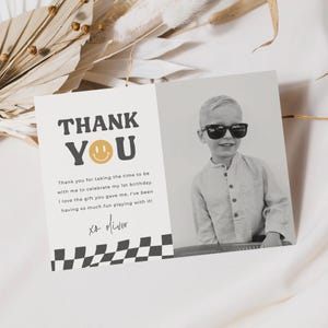 Smiley-Gesicht Dankeskarte, ein glücklicher Dude Geburtstag Retro Junge Danke Fotokarte bearbeitbare Vorlage Digitaler Download druckbare, 0021
