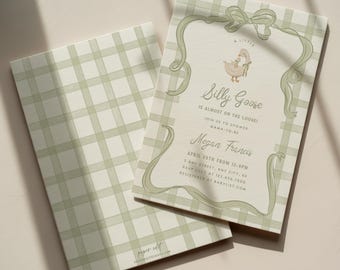 Peut inclure: Une carte d'invitation pour baby shower avec un motif à carreaux vert clair, une illustration d'oie dessinée à la main et une bordure en ruban. Le texte indique : A LITTLE Silly Goose IS ALMOST ON THE LOOSE! JOIN US TO SHOWER MAMA-TO-BE Megan Francis APRIL 25TH FROM 12-4PM 5 ANY STREET, ANY CITY, XX RSVP LILLY AT 123.456.7890 REGISTERED AT BABYLIST.COM