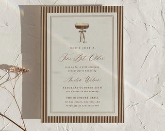 Un modèle modifiable d'invitation d'anniversaire Tini Bit Older Expresso Martini Invite Bow Martini Invitation de fête d'anniversaire imprimable numérique, 0119