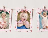 Berry Photo Banner Sign Berry First Birthday Monthly Picture Card Sign Whimsical Strawberry Party Decoration Bow Berry First Year Sign, 0087
