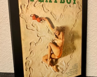 Playboy Art - Linda Donnelly, topless in the sand - 1970 - Vintage original cover - FRAMED - FREE SHIPPING