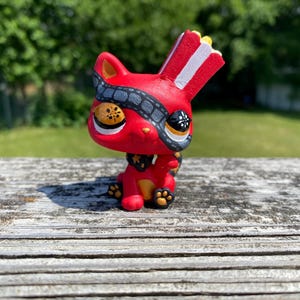 Littlest Pet Shop Custom Theater Cat