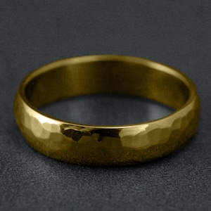 Anillo de boda martillado de oro de 5 mm y 9 quilates, anillo medio redondo de banda martillada, anillo de boda de oro, anillo de boda de oro rústico, anillo para hombres y mujeres imagen 1