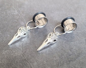 Raven Bird Skull Plug Hoop Gauges Tunnels Ear Earrings dangle hangers 4g 2g 0g 00g 7/16 1/2 9/16 5/8 3/4 7/8 1 inch tunnels goth punk