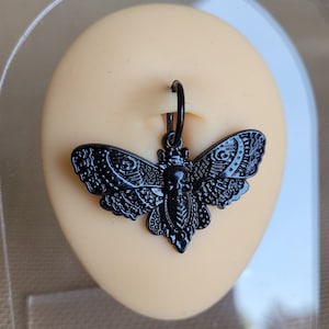 Belly Ring Black Death Moth Skull Goth Hoop Clicker 14g 16g Goth Punk Witchy luna navel button piercing jewelry unique grunge big Halloween