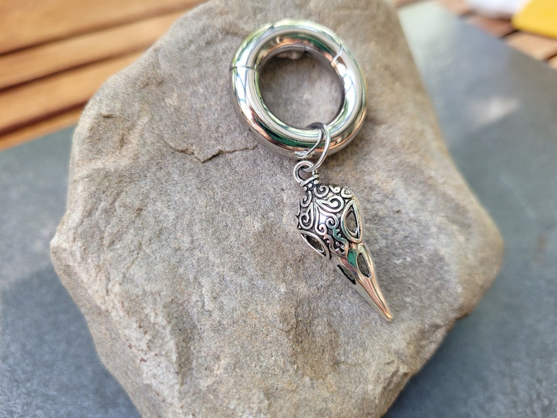 2g 4g 6g 8g 10g 12g 14g Clicker Ring Crow Raven Bird Skull Hoop Dangle Gauges Plug Earrings piercing ear goth silver septum stretch viking image 5