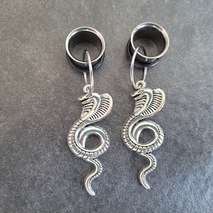 Cobra Snake Plug Hoop Gauges Tunnels Ear Earrings dangle 4g 2g 0g 00g 7/16 1/2 9/16 5/8 3/4 7/8 1 inch silver gift punk single flare goth