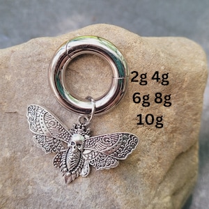 2g 4g 6g 8g 10g 12g 14g Hinged Clicker Ring Death Moth Hoops Dangle Gauges Spirals Hanger Earring piercing ear goth silver septum stretching