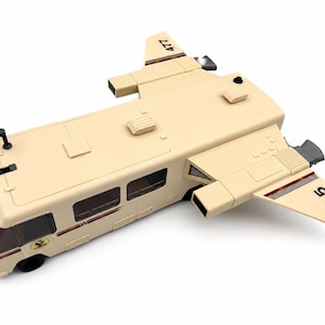 Eagle 5 Spaceballs Winnebago Playset – 3.75" Scale Spaceballs Vehicle with LED Engines