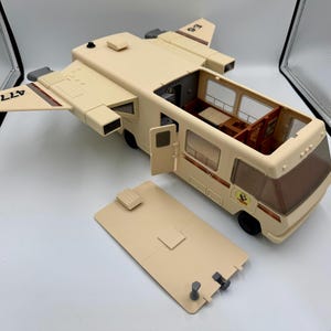 3D Print Files: Spaceballs Eagle 5 Vehicle Playset for 3.75&quot; figures