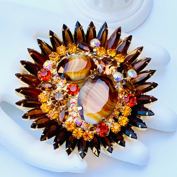 JULIANA D&E - Dazzling brooch from 1964 in amber,… - image 1