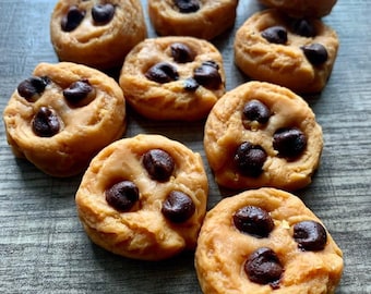 Mini Chocolate Chip Cookie Wax Melts: 3.5 oz, Vanilla Scent