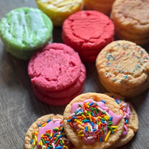 Sugar Cookie Wax Melts|Sugar Cookies|Sugar Cookie Wax Melt|Cookie Melts|Strawberry Cookies|Lemon Cookies|Birthday Cookies|Food Wax Melts