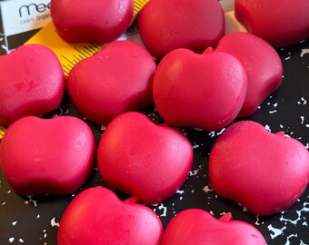 Apple Scented Wax Melts: Caramel, Green, Red, Cinnamon - 3oz Bag
